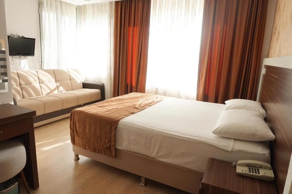 River Hotel มานาฟกัท ภายนอก รูปภาพ