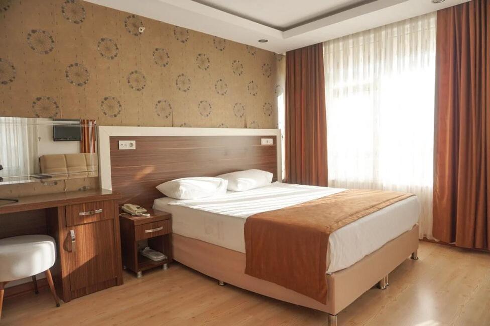 River Hotel มานาฟกัท ภายนอก รูปภาพ